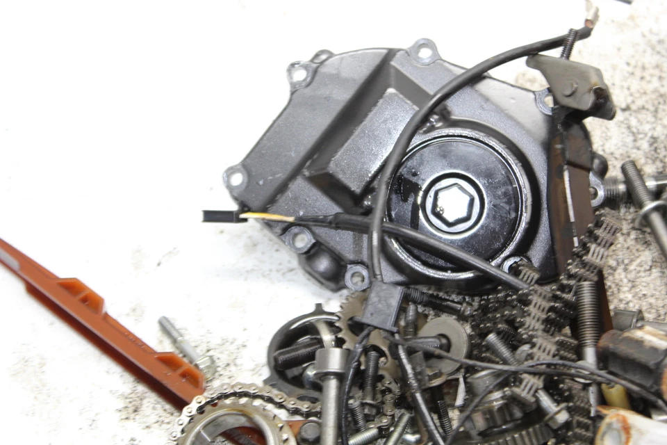 Lote de piezas y herrajes del motor Honda CBR900RR 1995 Foto 4 de 4