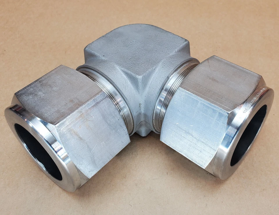 Swagelok 2" Tube OD 90°  ELBOW CONNECTOR 316 Stainless Steel  SS-3200-9 - Image 3 of 4