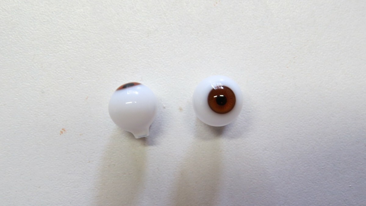 Yeux Poupée Ancienne 16mm Marron Clair – Mouth Blown Eyes – Neufs