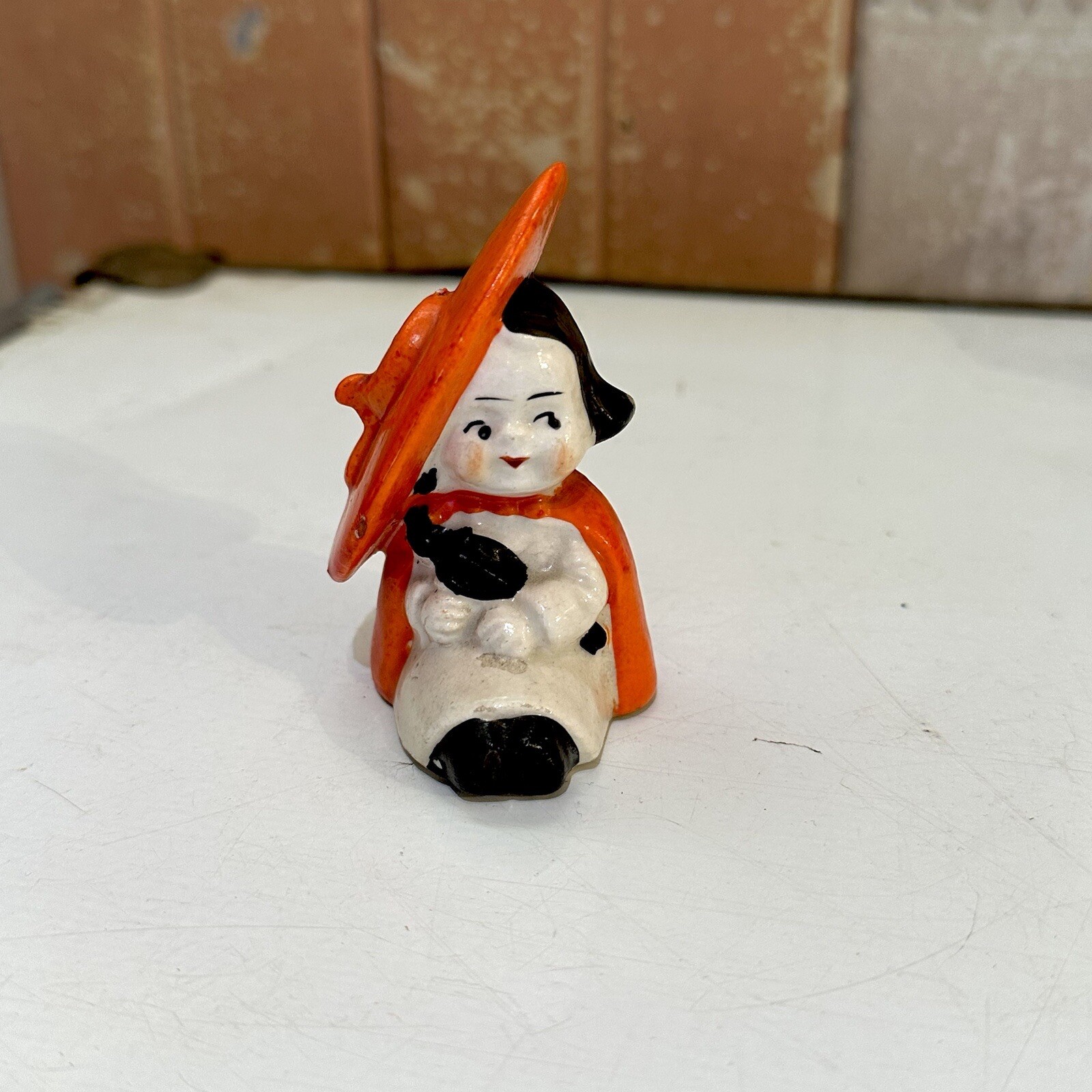 Girl In Red Hat Salt Shaker Single 1940s Japan kitschy kawaii figurine