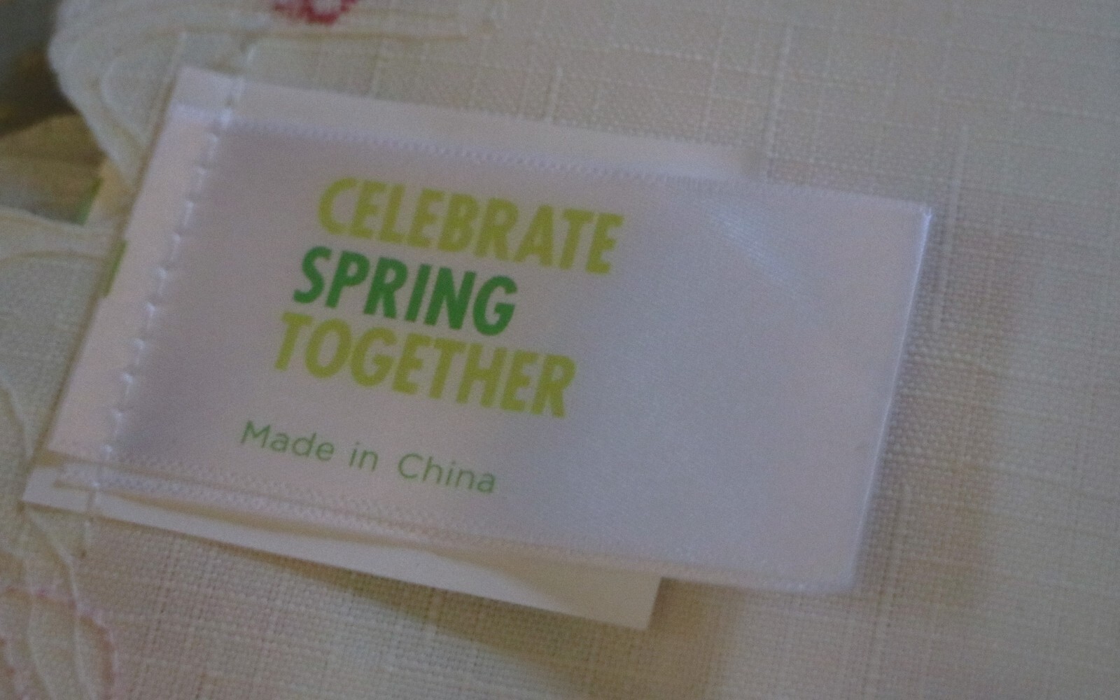 Cut Out Embroidered Placemats Set of 4 Celebrate Spring Together