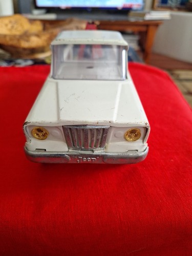 Estate 1970's Tonka Pressed Steel Jeep Wrecker Tow Truck Pickup White - Picture 9 of 11