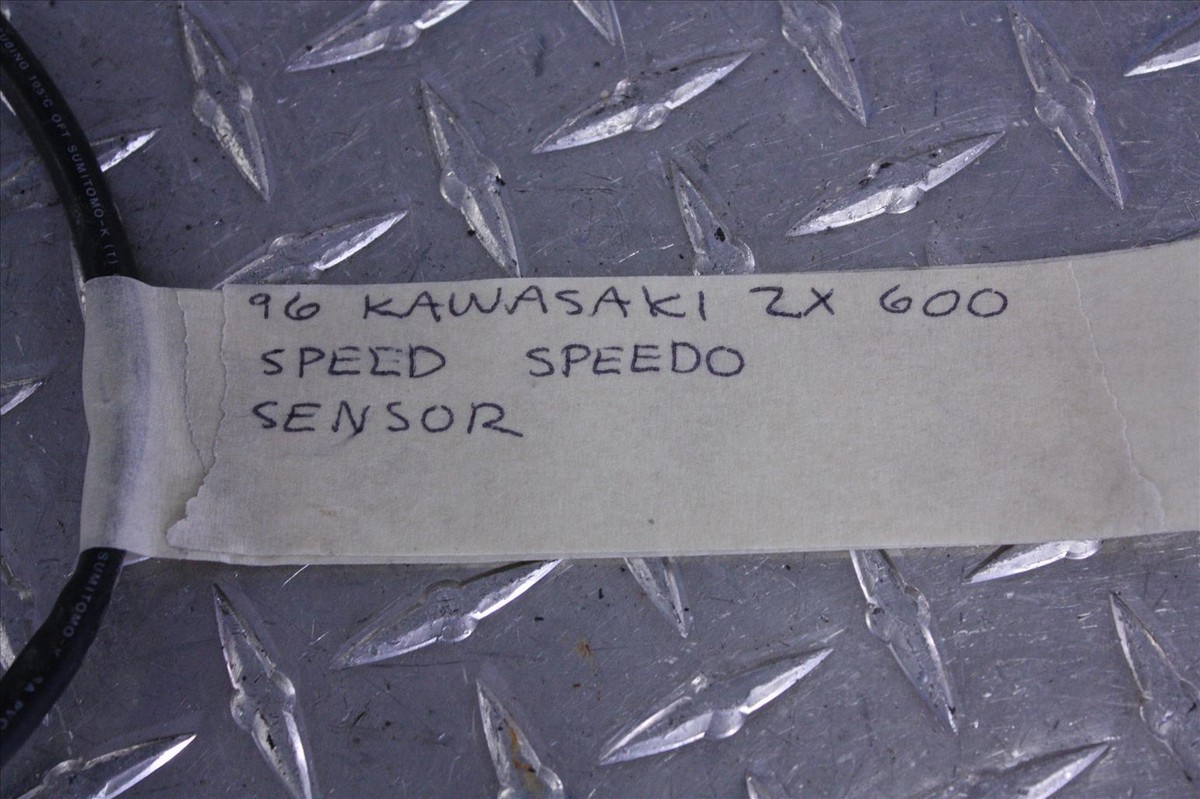 96 KAWASAKI ZX 600 NINJA SPEED SPEEDO SENSOR OEM ZX600 | eBay