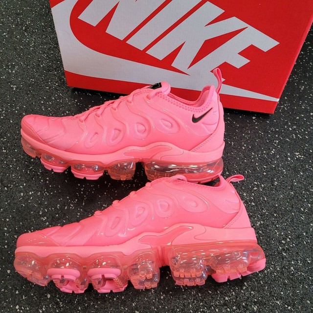 cute vapormax
