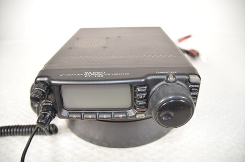 YAESU FT-100 HF / VHF / UHF All Mode Transceiver Amatorskie radio szynkowe Testowane Doskonałe - Zdjęcie 3 z 24