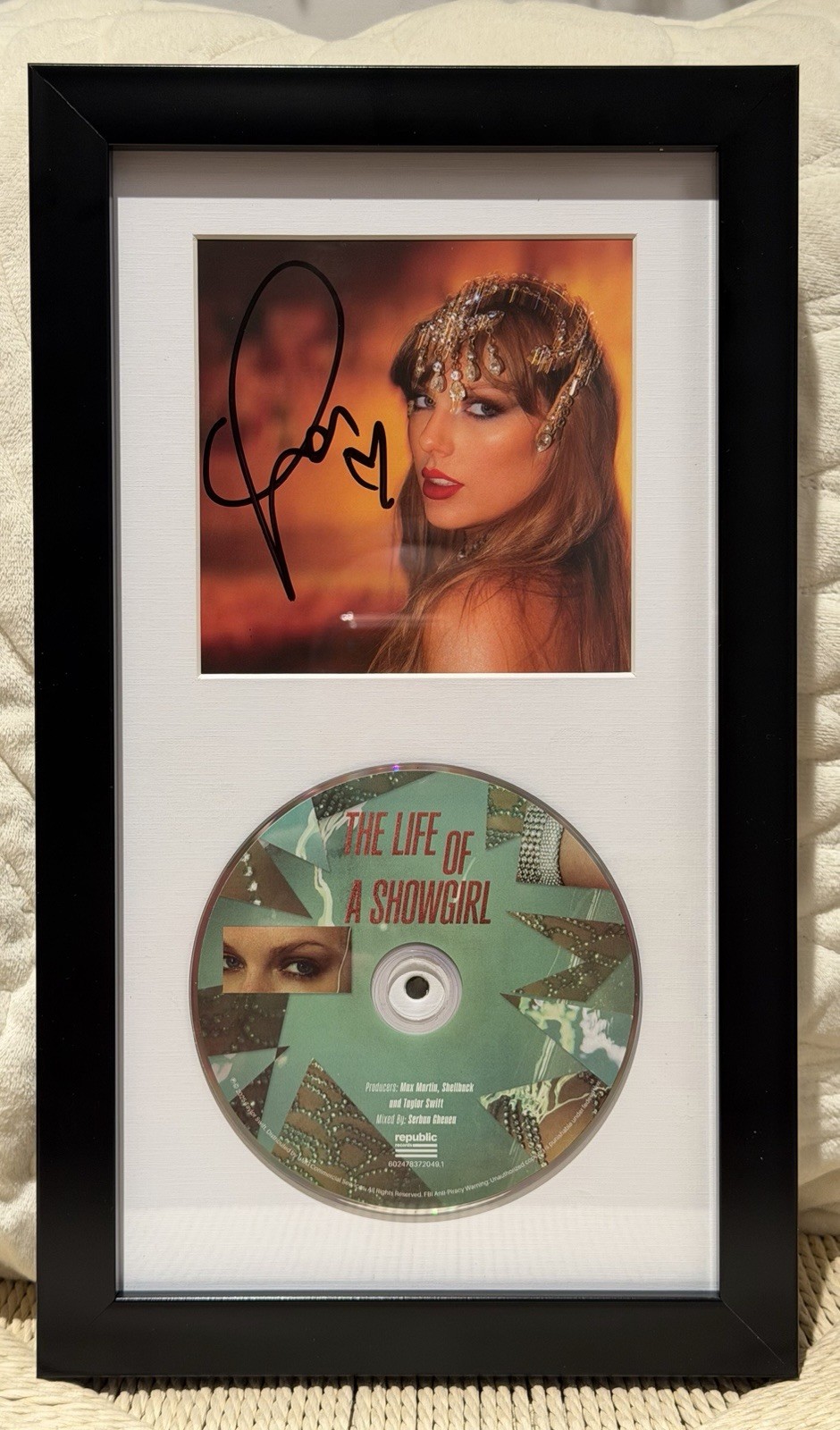 Taylor Swift Hand Signed Autographed Framed CD THE LIFE OF A SHOWGIRL PHOTO 1