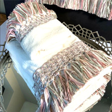 Towel Set 4 Elegant Embellishment Ivory Fringe Braid 2 Bath 2 Hand Towels READ