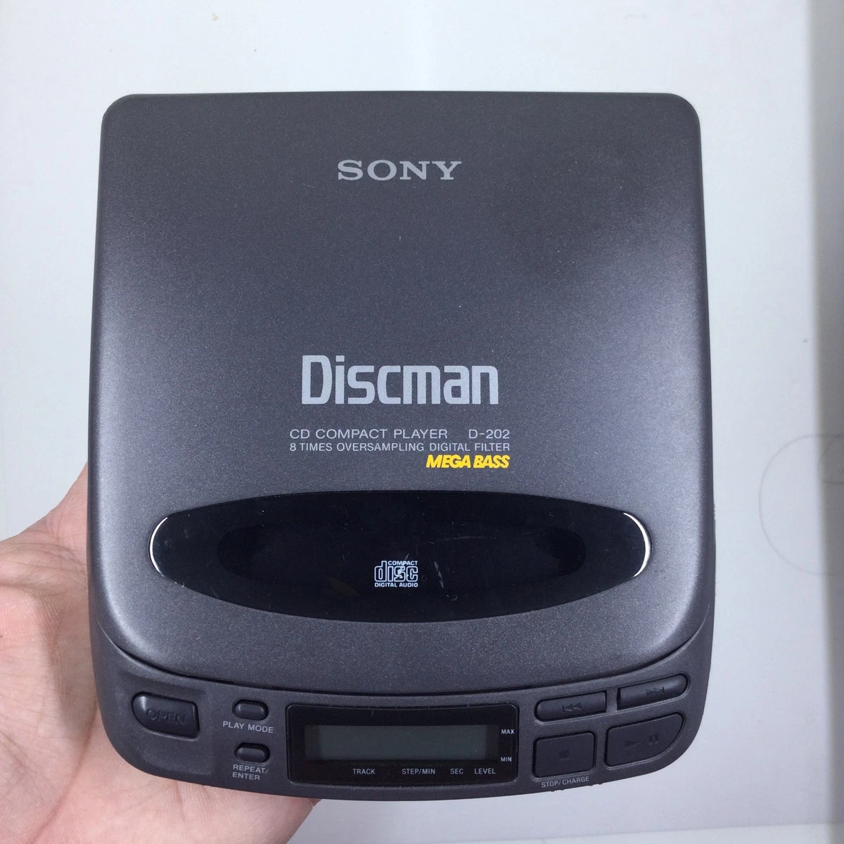 Pin’s Sony Discman - Collection