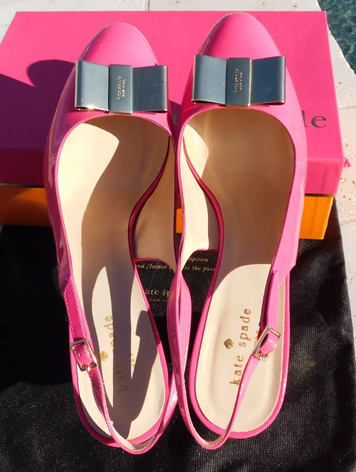 Kate Spade Nance 金色蝴蝶结露跟 – 口红粉色,尺寸 11B 全新带盒 — 第 3/4 张图片