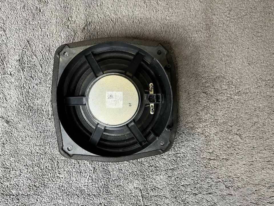 ALTAVOZ PANEL PUERTA DELANTERO IZQUIERDO DERECHO 96673600 se adapta a SATURN VUE 2008-15 Foto 3 de 4