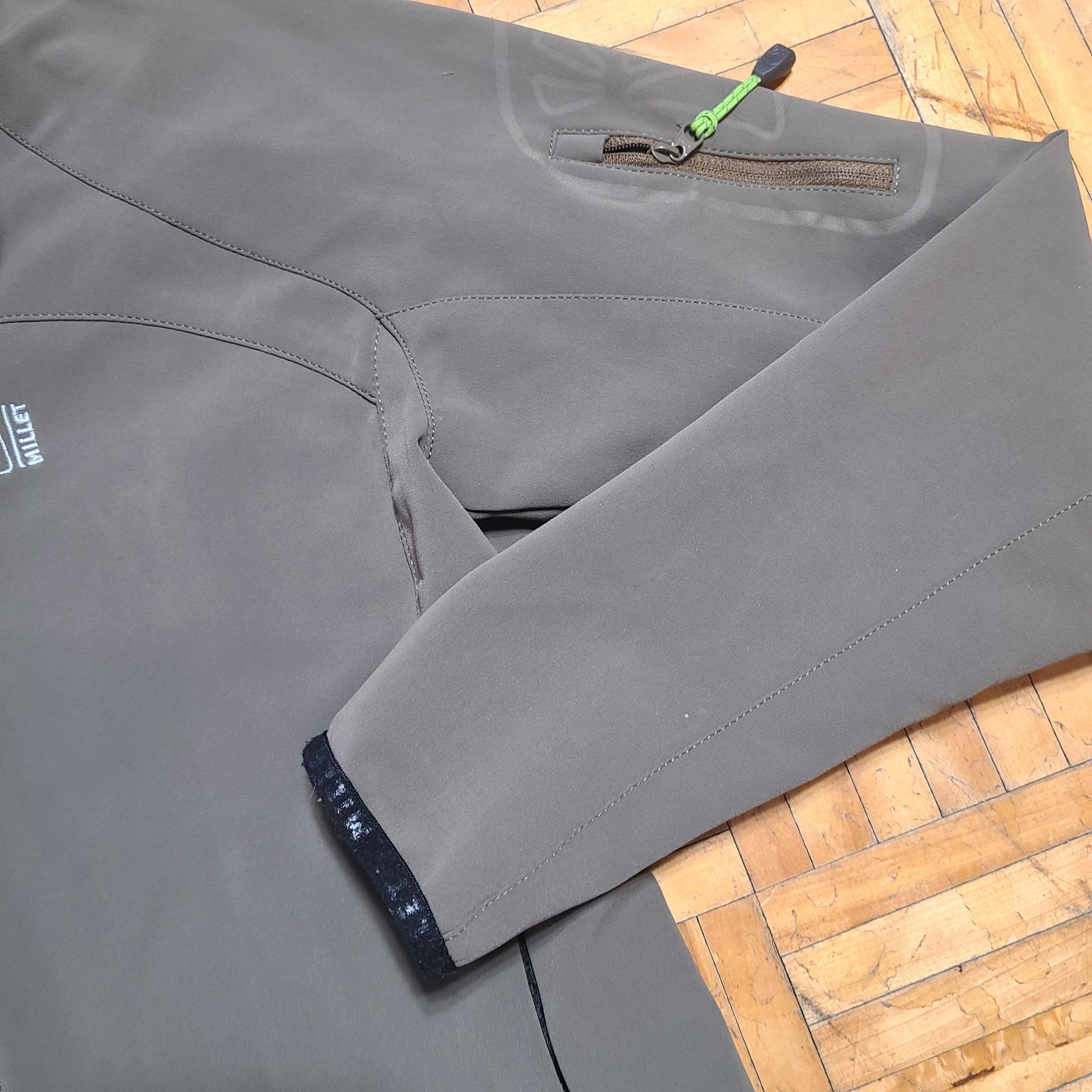 Millet Soft Shell Lined Windstopper Full Zip Shie… - image 5