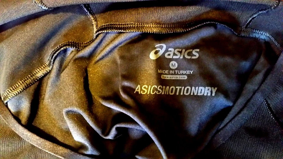 Women's Asics Black Running Active Wear Don't Run Fly' Motion Dry T-Shirt Medium - Image 4 of 4