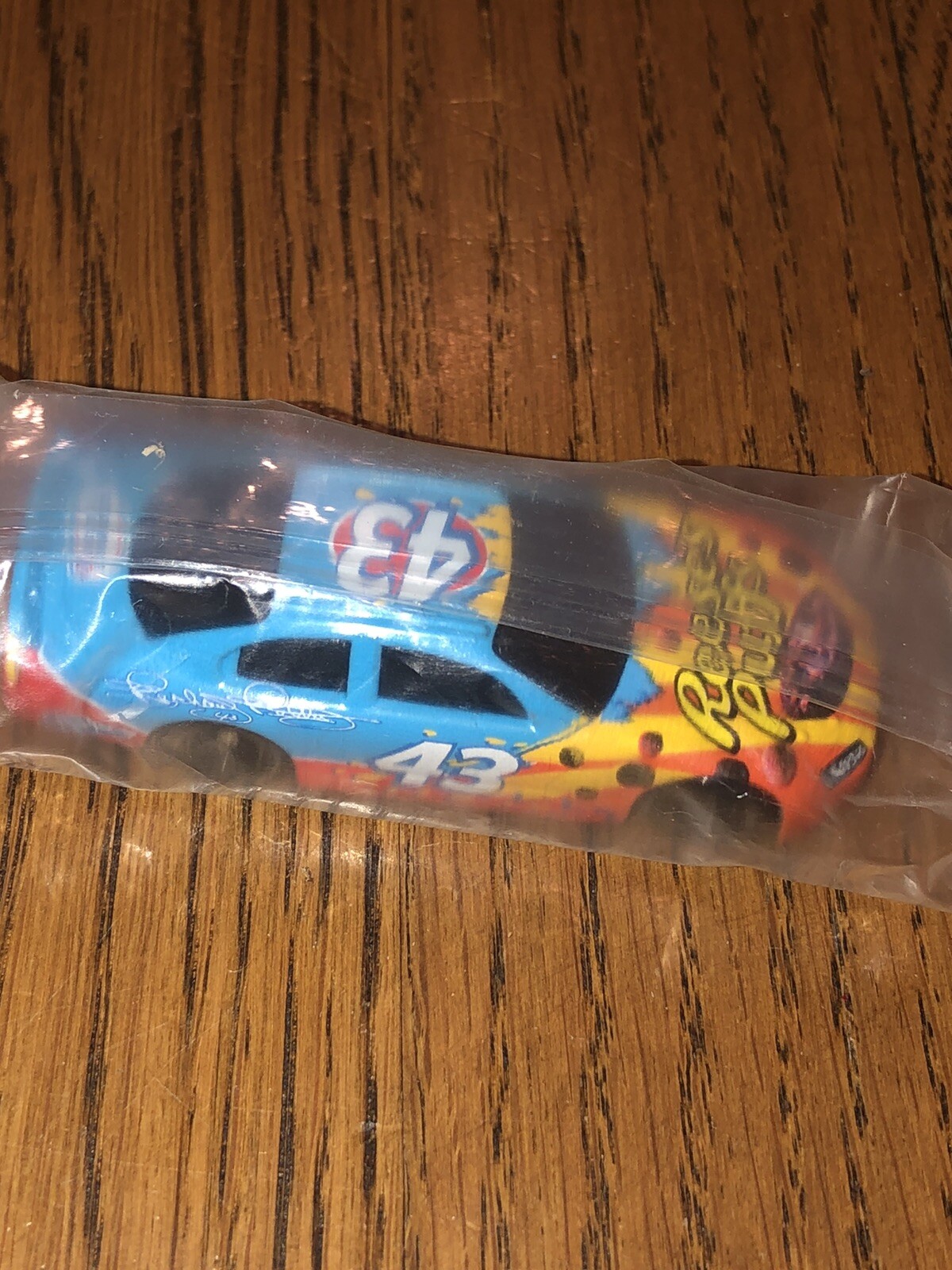 Picture 2 of 8