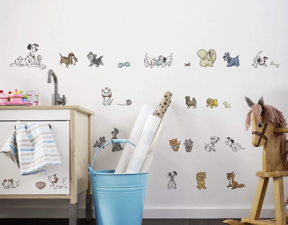 Juego de calcomanías de vinilo de personajes de perros gatos de 50x70 cm de animales Disney para niños