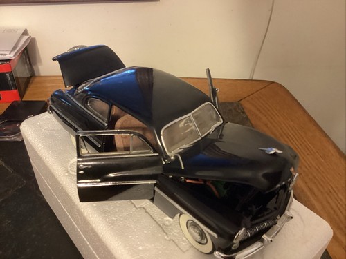 1949 Mercury Club Coupe 1/24 Scale Danbury Mint Diecast Metal 2Dr Black - Picture 5 of 7
