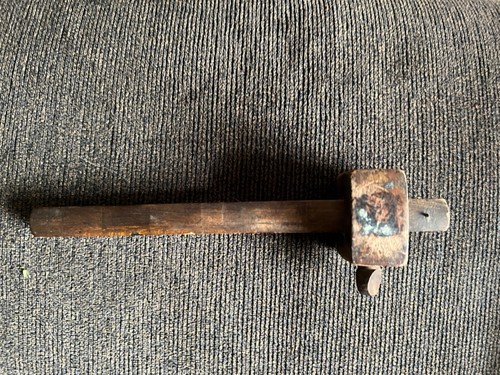 7" ANTIQUE SLIDING WOOD MORTISE DEPTH GAUGE WOOD SCREW - Picture 2 of 3