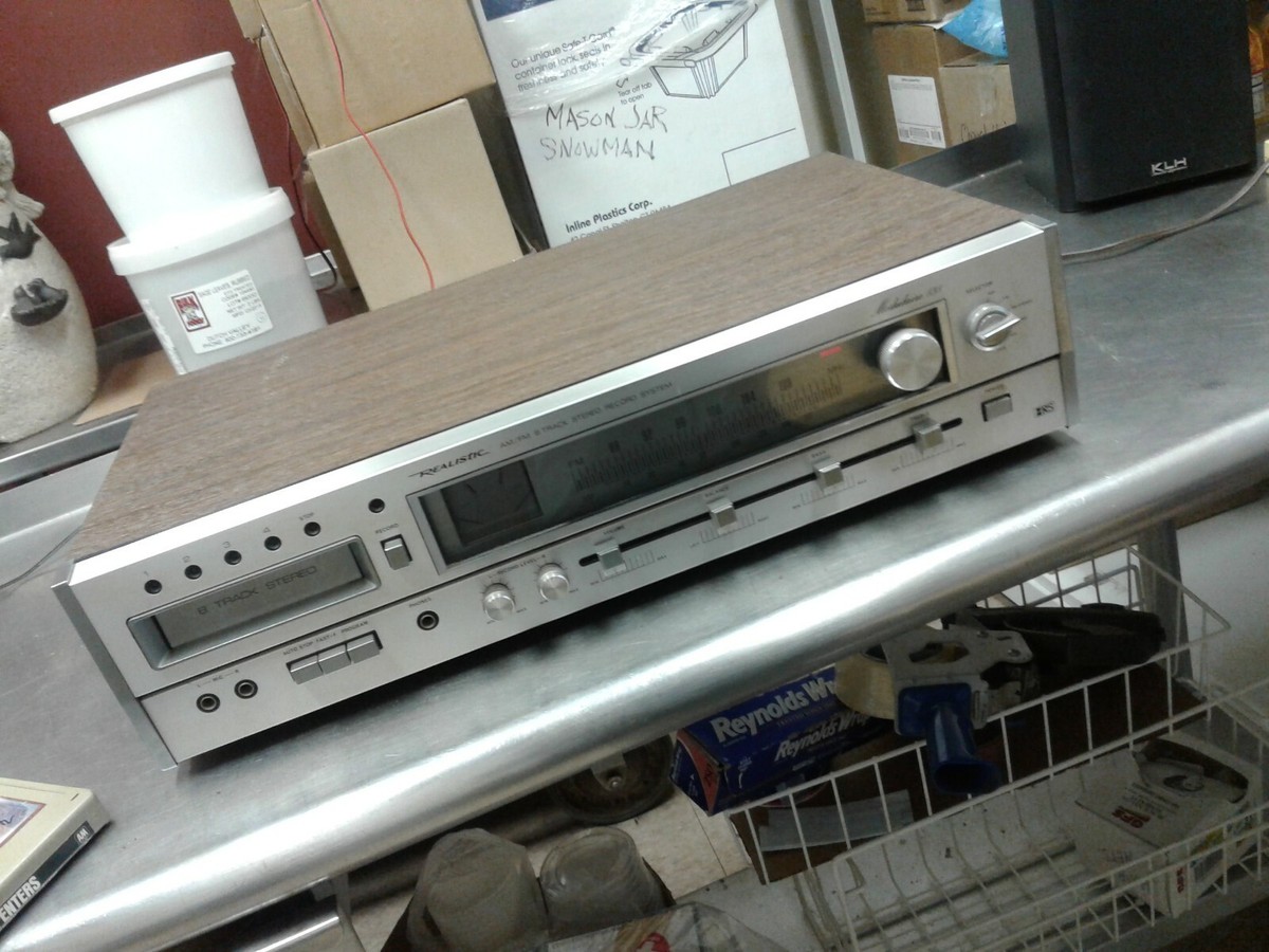 Vintage Realistic Am/Fm 8 Track Stereo Record System Modulaire 838