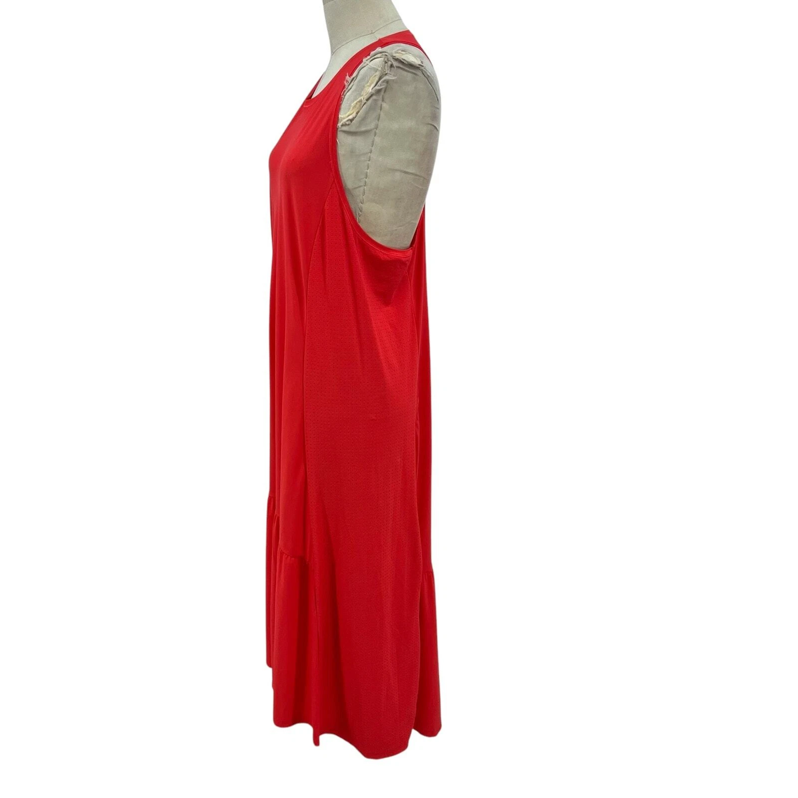 sweaty-betty explorer ace midi sleeveless lightweight 