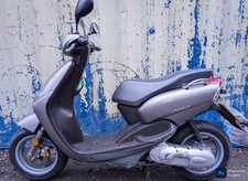 Yamaha Neos 50cc 2T, 2004..only 1000 miles..former BSB pit bike.