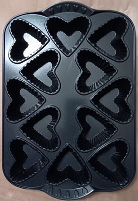 Vintage Nordic Ware Heart Tartlette Mold Cast Metal Baking Pan Makes 12 USA