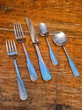 Oneida Art Deco Cityscape City Stainless Flatware One Place Setting 5 Pieces