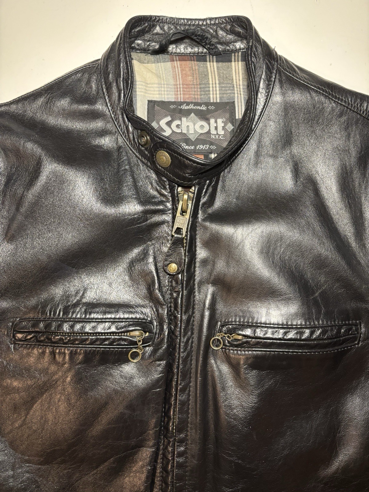 Schott NYC Black Leather Cafe Racer Jacket Men’s Small Made In USA Dean Classic