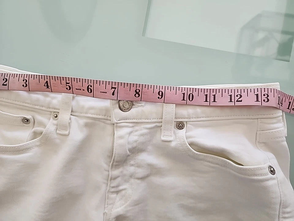 Pantalones cortos de mezclilla para mujer J Crew talla 24 blancos mezcla de algodón dobladillo deshilachado  Foto 4 de 4