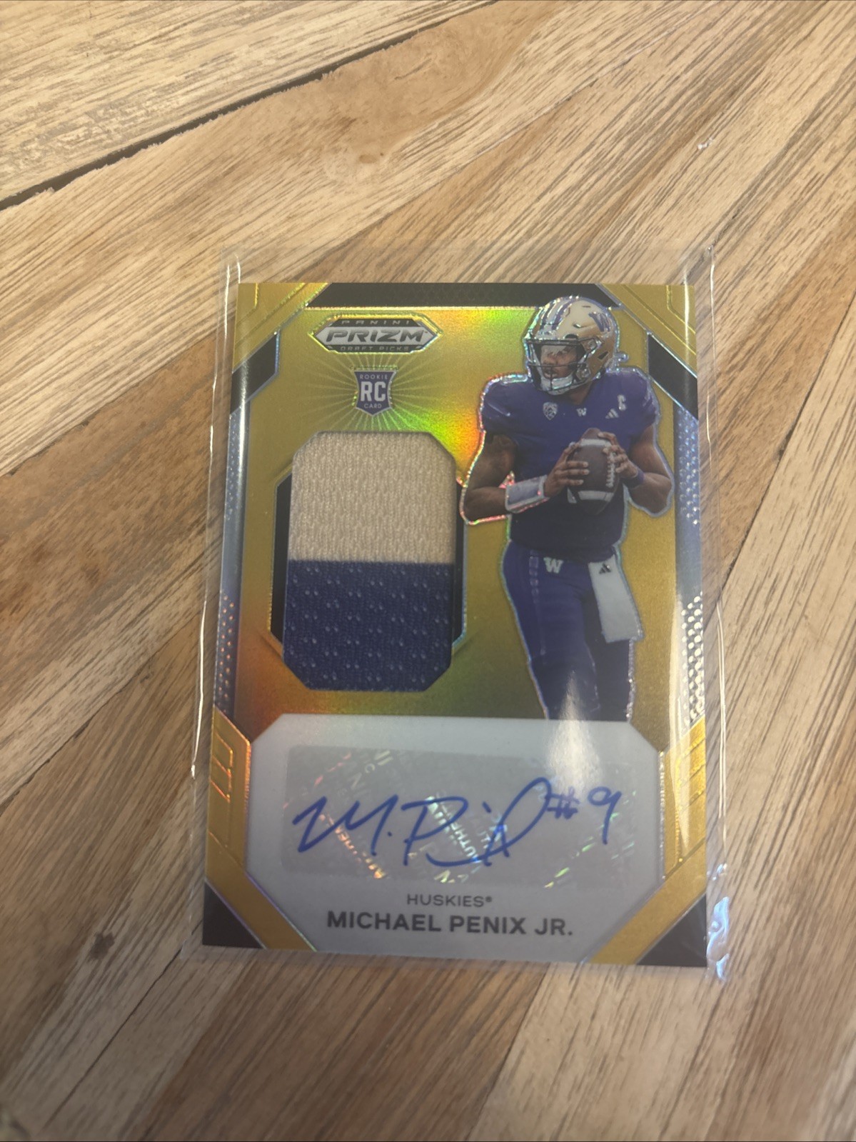 Michael Penix Panini Prizm Draft Picks Jumbo Rookie Patch Autographs #JPAMPJ Gold Prizm
