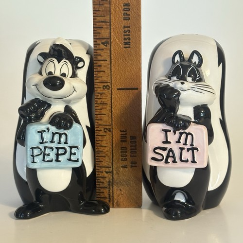Juego de saleros y pimenteros Warner Bros. Pepe Le Pew & Penelope 1999 de colección - Imagen 7 de 7