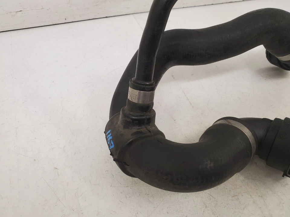 ✅ 11-13 OEM BMW E92 E93 335is DCT N54 Radiador Manguera Inferior Tubo Foto 3 de 4