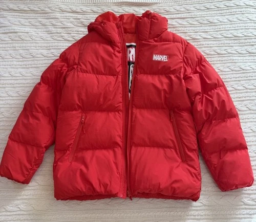 MARVEL 80th YEAR ANNIVERSARY Red Puffer Jacket Hooded Coat Men L video thumbnail