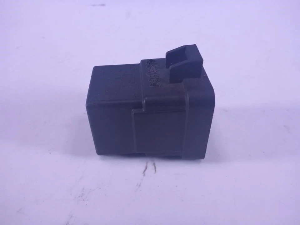 Relé Agusta 750 F4 01 MV Foto 2 de 4