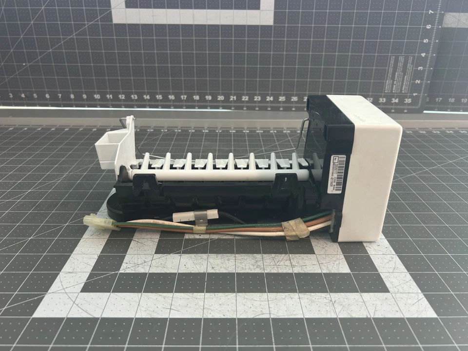 Conjunto de máquina de gelo geladeira KitchenAid P# 4317943 - Imagem 4 de 4