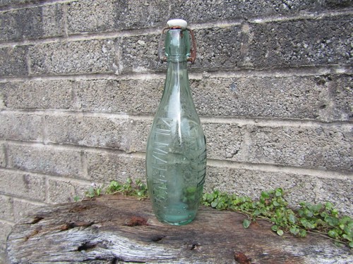 antike grüne Glasflasche - schottisch - Kilmarnock Turner & Ewing mit Stopfen
