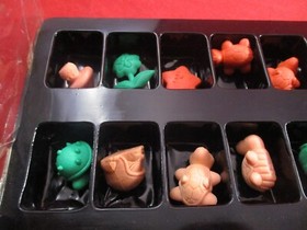 Super Mario Bros. 1985 Nintendo Famicom (NES Era) 20 Keshi Eraser Set w/ Box!