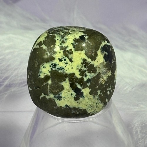 Serpentine with Pyrite tumble stone 24g SN47403 - Picture 1 of 4