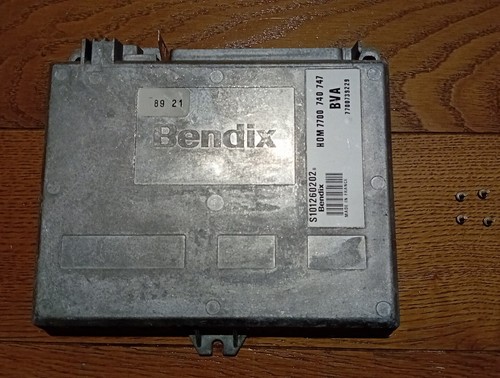 Renault R25 V6 2,9l Automatique ECU Bendix S101260202b - Picture 2 of 14