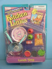 BARBIE TYCO KITCHEN LITTLES LUNCH TIME SET FREE SHIPPING