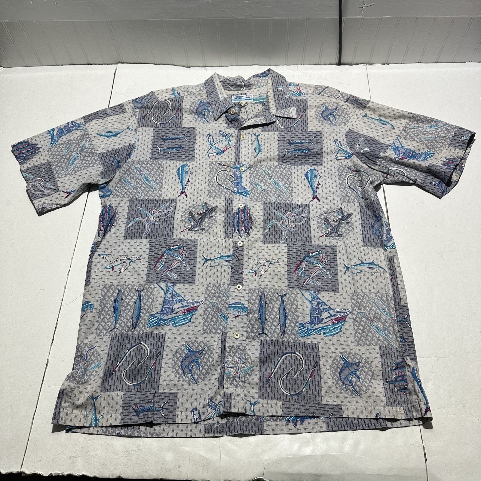 AFTCO Bluewater Wear Hawaiian Shirt Mens XL Game Fish All Over Print