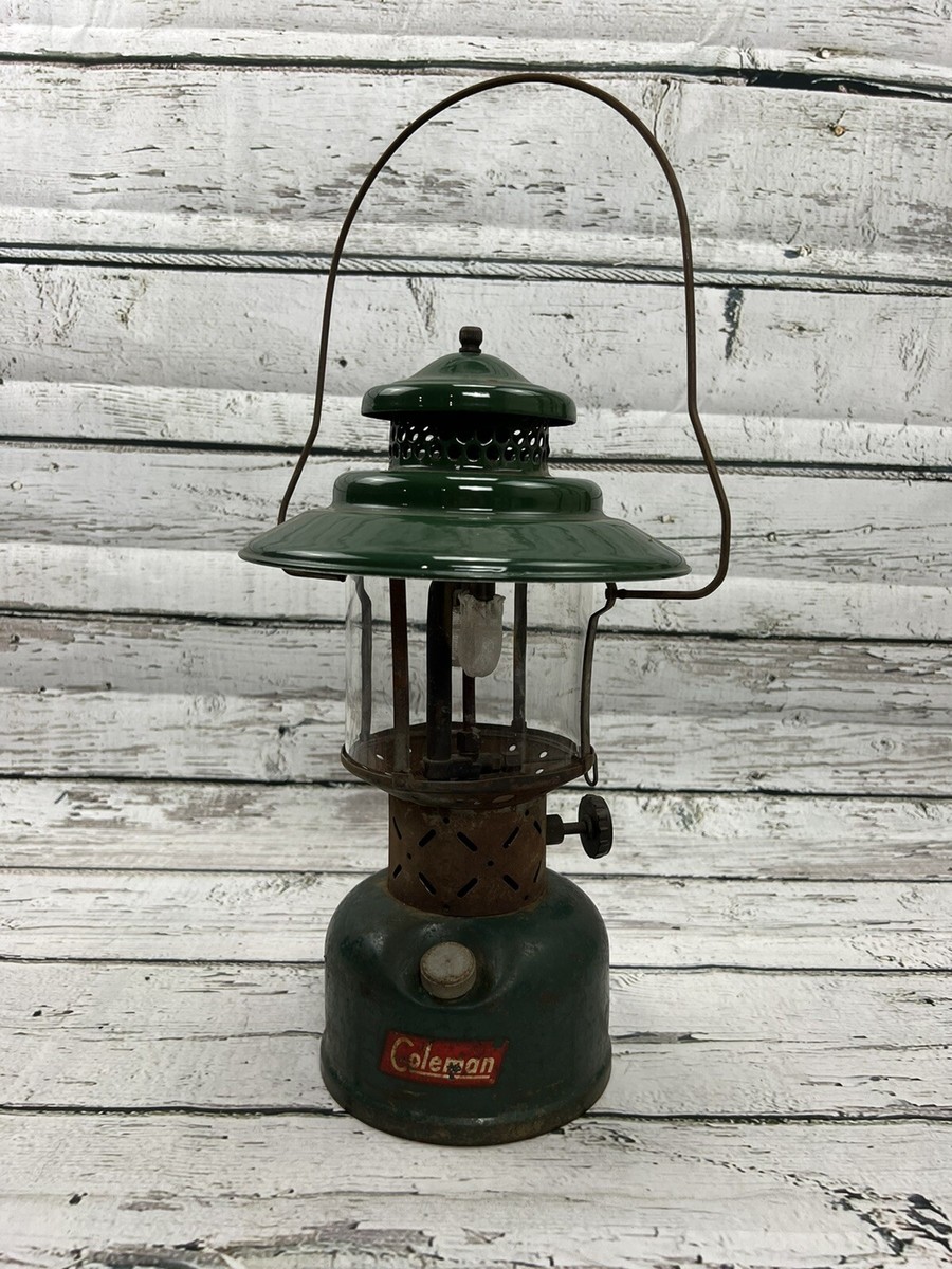 Vintage Coleman 228E Big Hat Double Mantle Lantern 4-59 Vintage Coleman 228E Big Hat Double Mantle Lantern 4-59