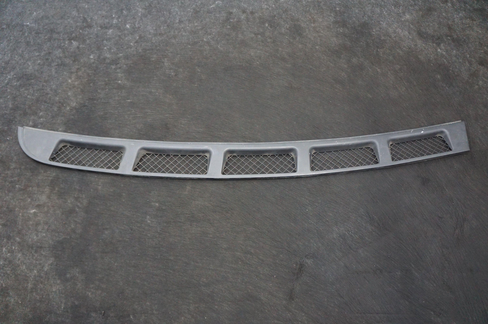 Front Left Driver Engine Bonnet Grille Trim Panel 068075100 Ferrari F430 2004-09
