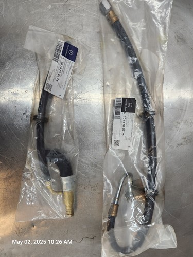 NOS W201 Mercedes 190e fuel pump hoses. 201 470 46 75 & 201 470 37 75 LAST SET!!