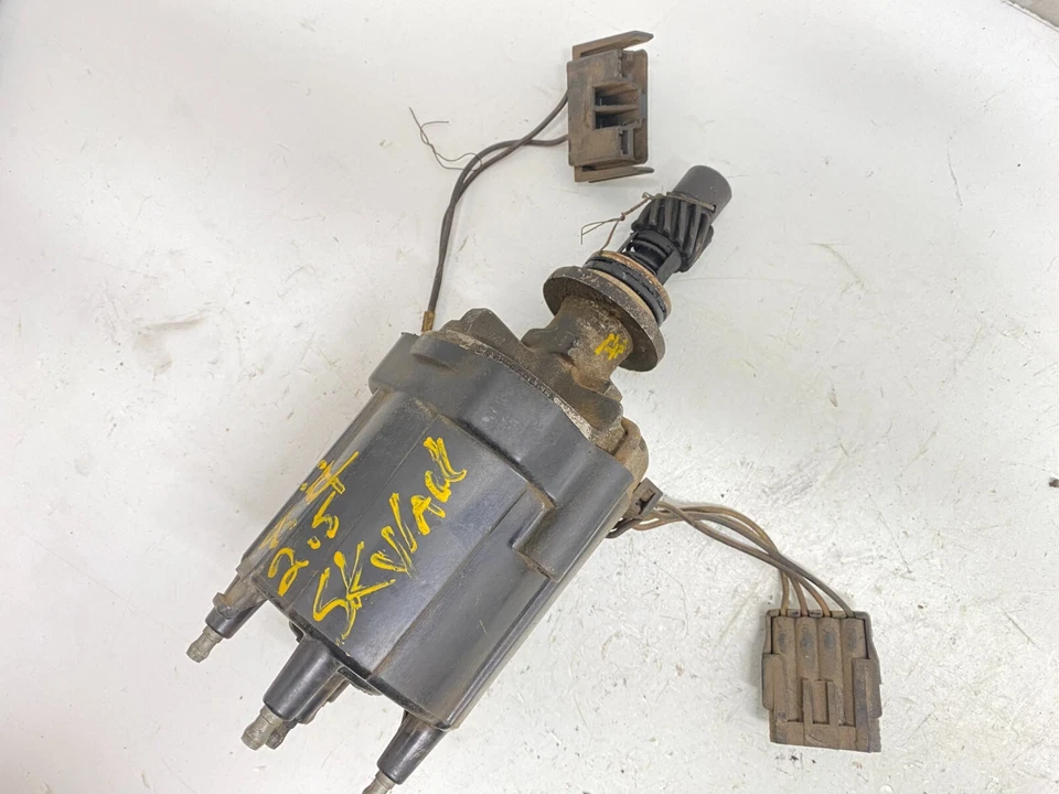 1984 BUICK SKYHAWK 1.8L DISTRIBUTOR W/O TURBO OEM, 606-02194 - Image 4 of 4