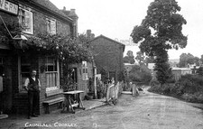 Vzz-10 Street View With Tavern, Caunsall Cookley, Worcestershire. Photo