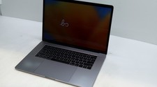 Apple MacBook Pro A1707 15 Core i7 16GB 512GB Gray 2017