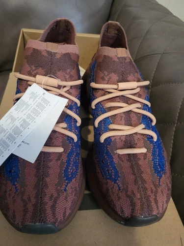 Taglia 8 Adidas Yeezy Boost 380 Azure antiriflesso