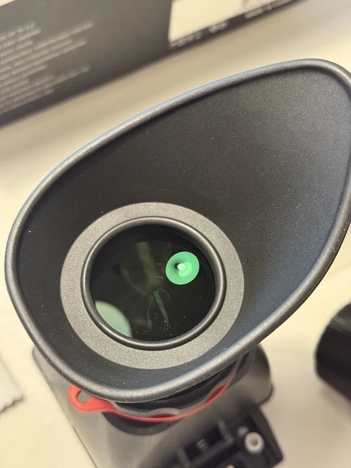 Accesorio de cámara LCD Kamerar QV-1 para Canon, Nikon, Sony, Olympus AJUSTE UNIVERSAL Foto 2 de 2