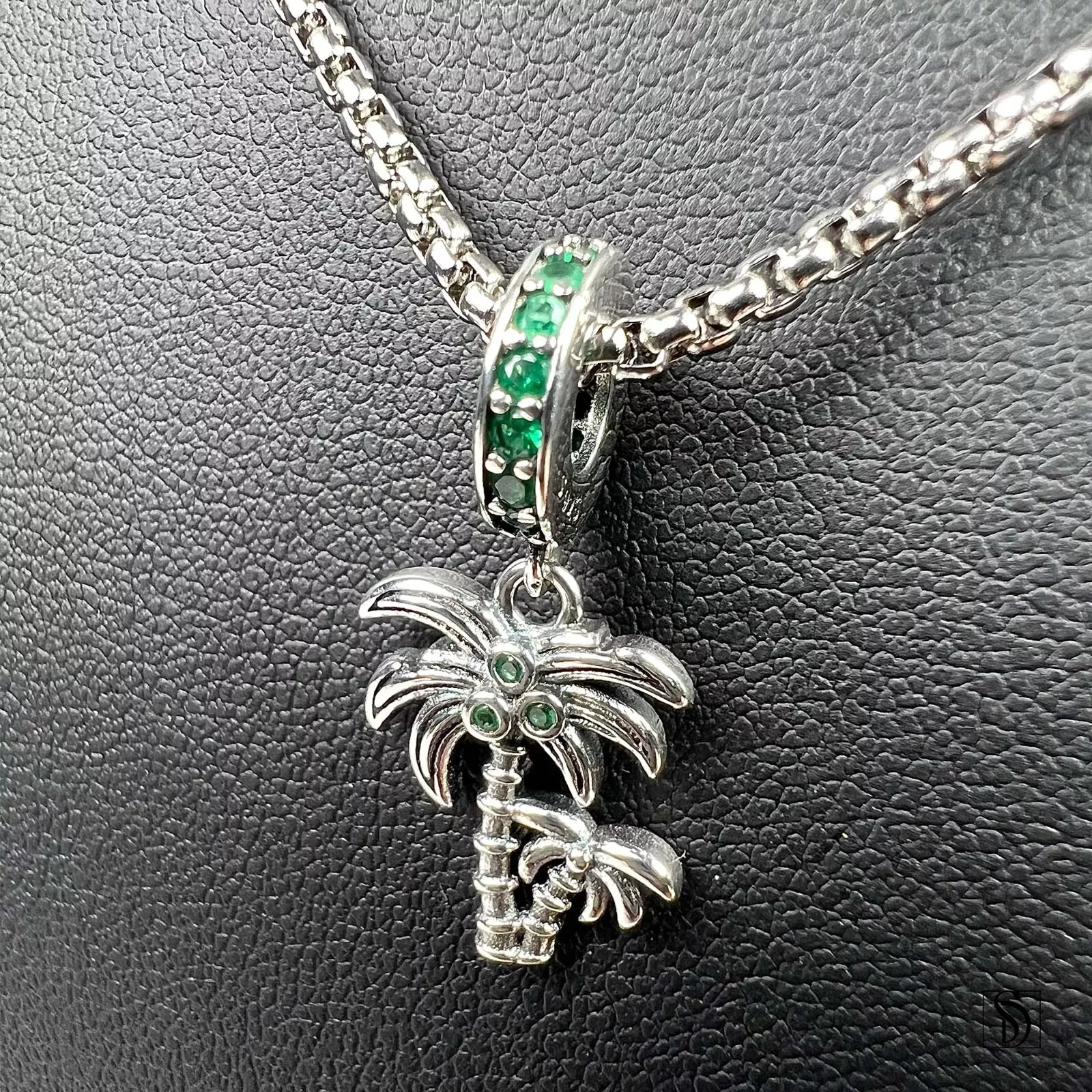 Collier pendentif pierre précieuse verte noix de coco premium argent sterling charme