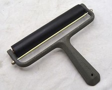 Vintage 7-1/2" Wide Rubber Photo Print Roller Darkroom