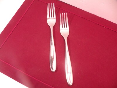 Set Of 2 Cambridge Stainless Steel Luzerne Dinner Forks 8 1/4''